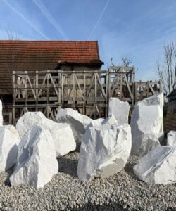 ukrasni kamen Ukrasni kamen