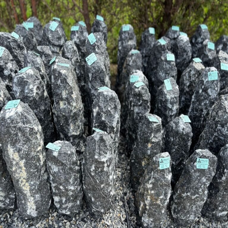 Monoliti ukrasni kamen